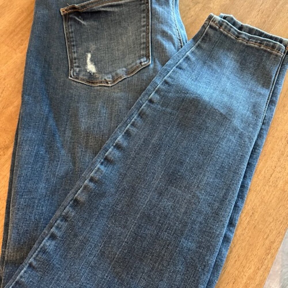 Maurices Mid Rise Jeans - Picture 5 of 6